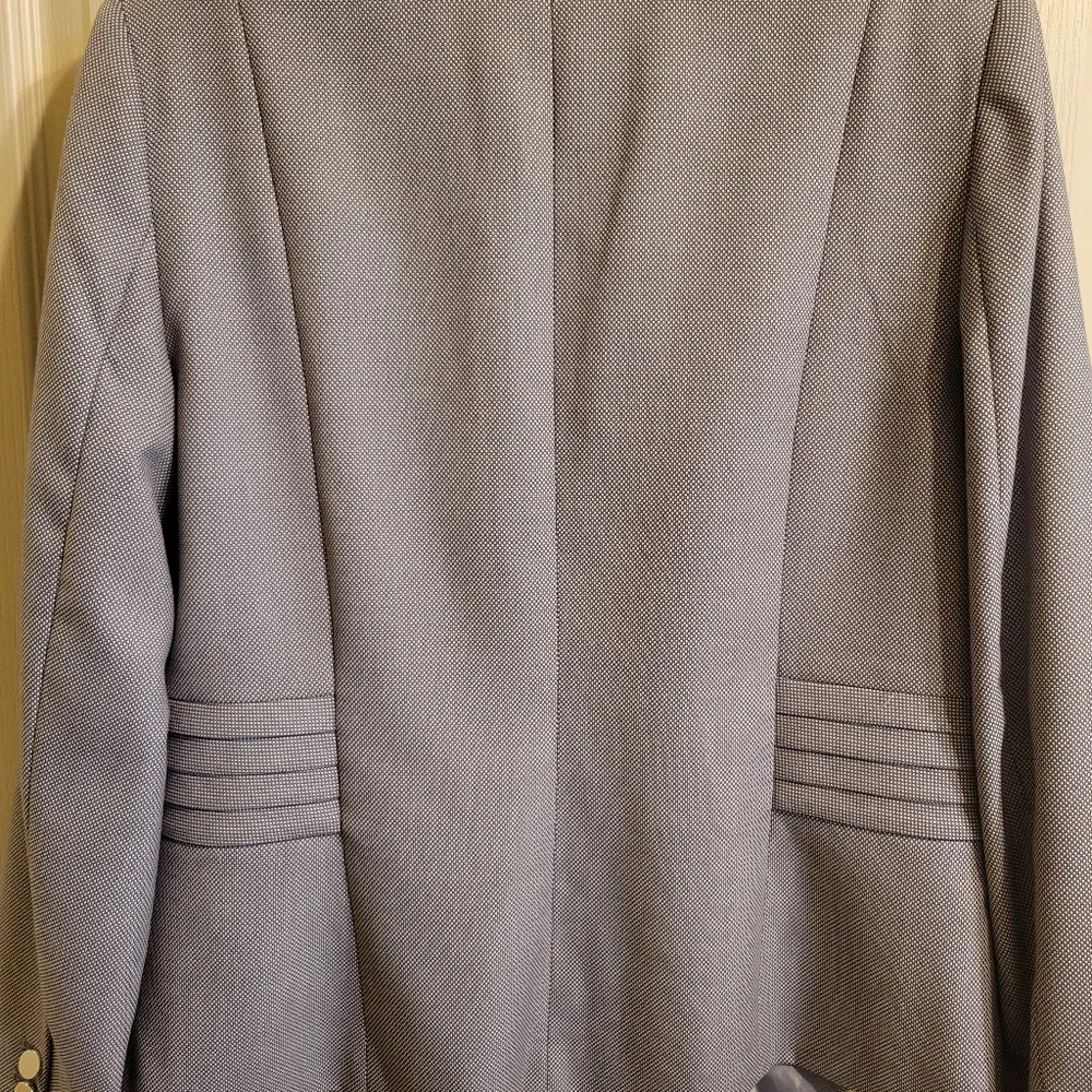 Calvin Klein Gray & White Jacket 14 - Picture 5 of 7